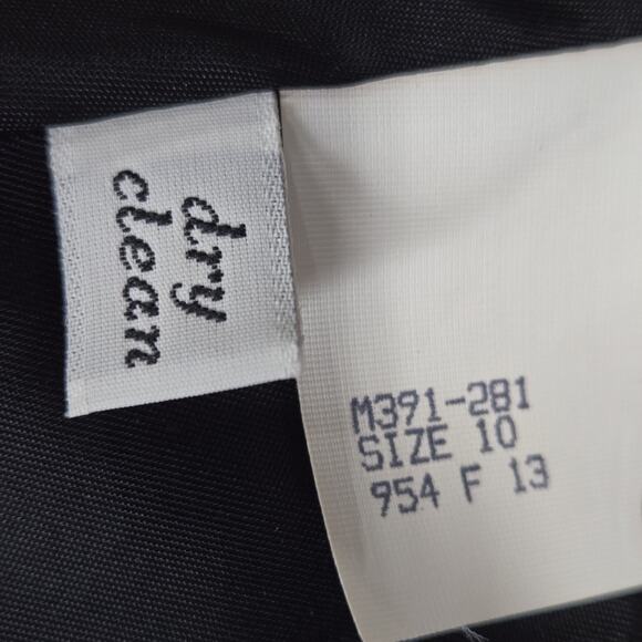 Vintage Miss Pendleton Virgin Wool Skirt Suit 2PC Women 10 Small Black White Red - Picture 9 of 13